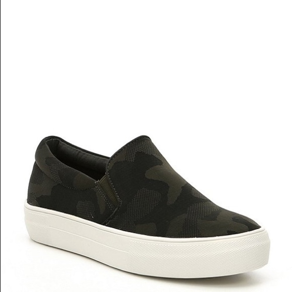 Steve Madden Sneakers